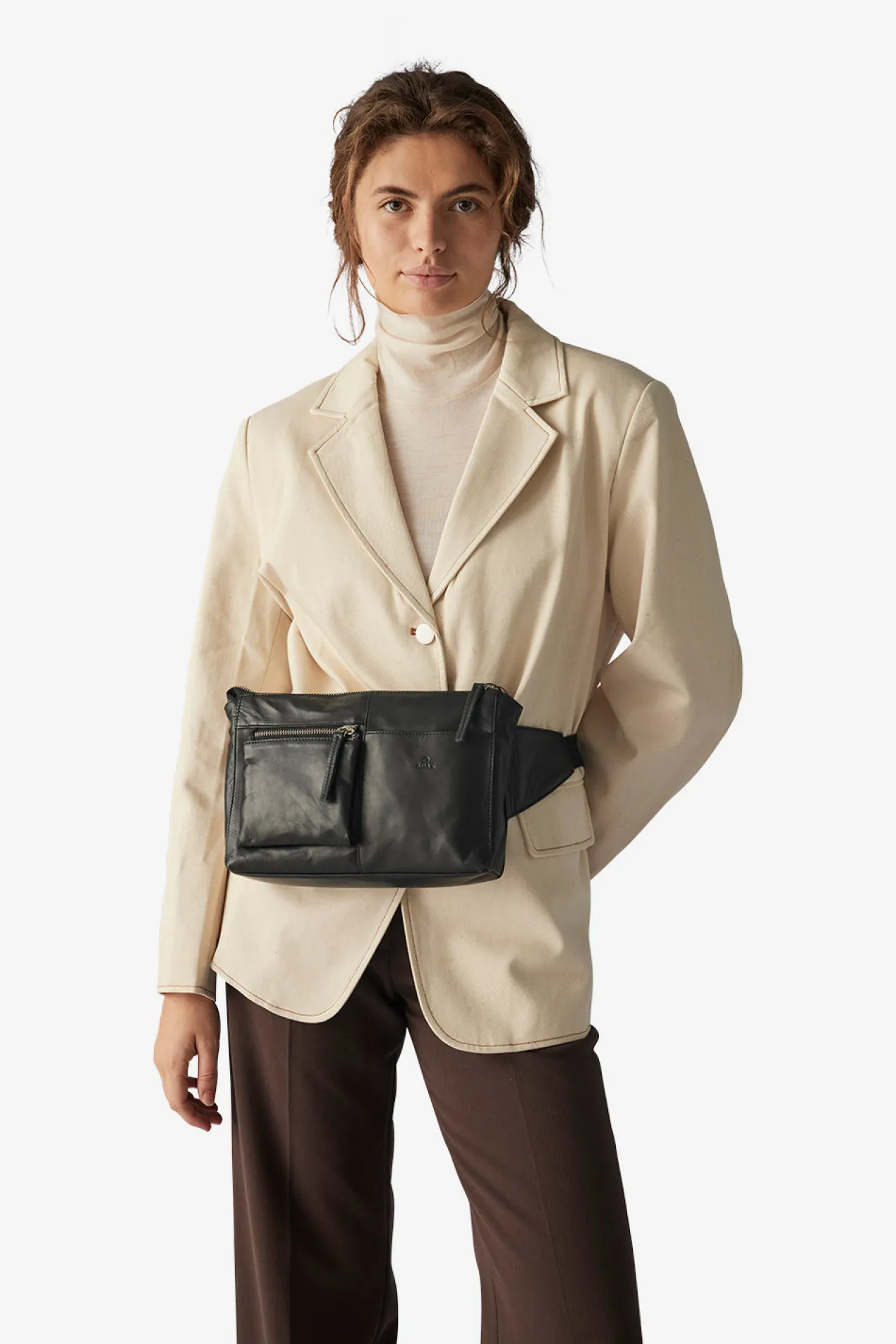 Amalfi bumbag Ivanna Black