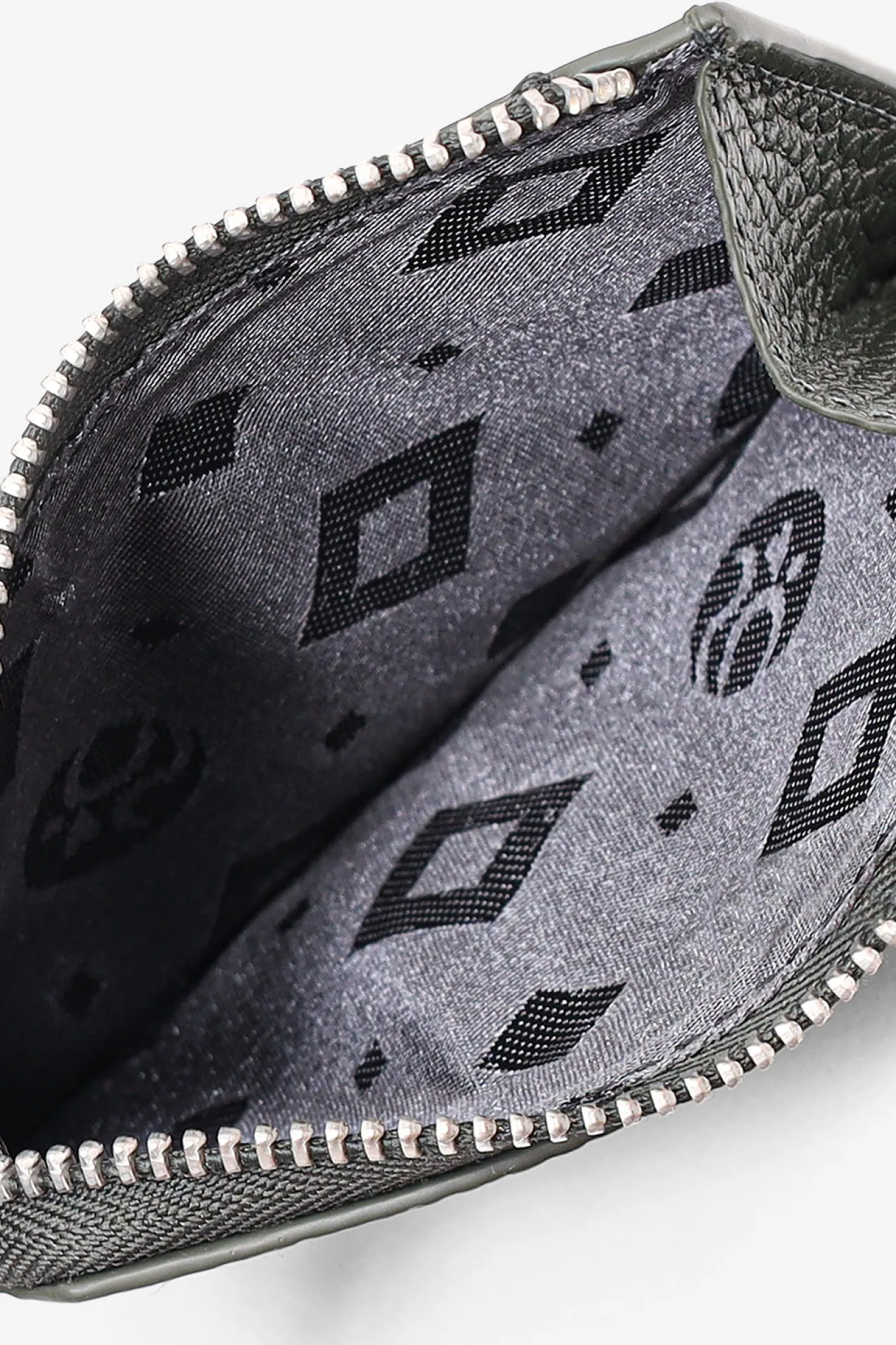 Cormorano credit card holder Susy Leaf green