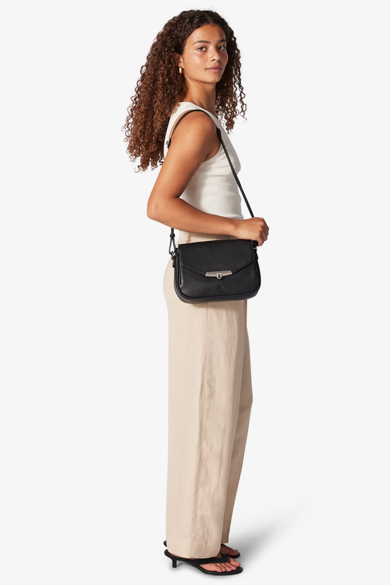 Cormorano shoulder bag Leah Black