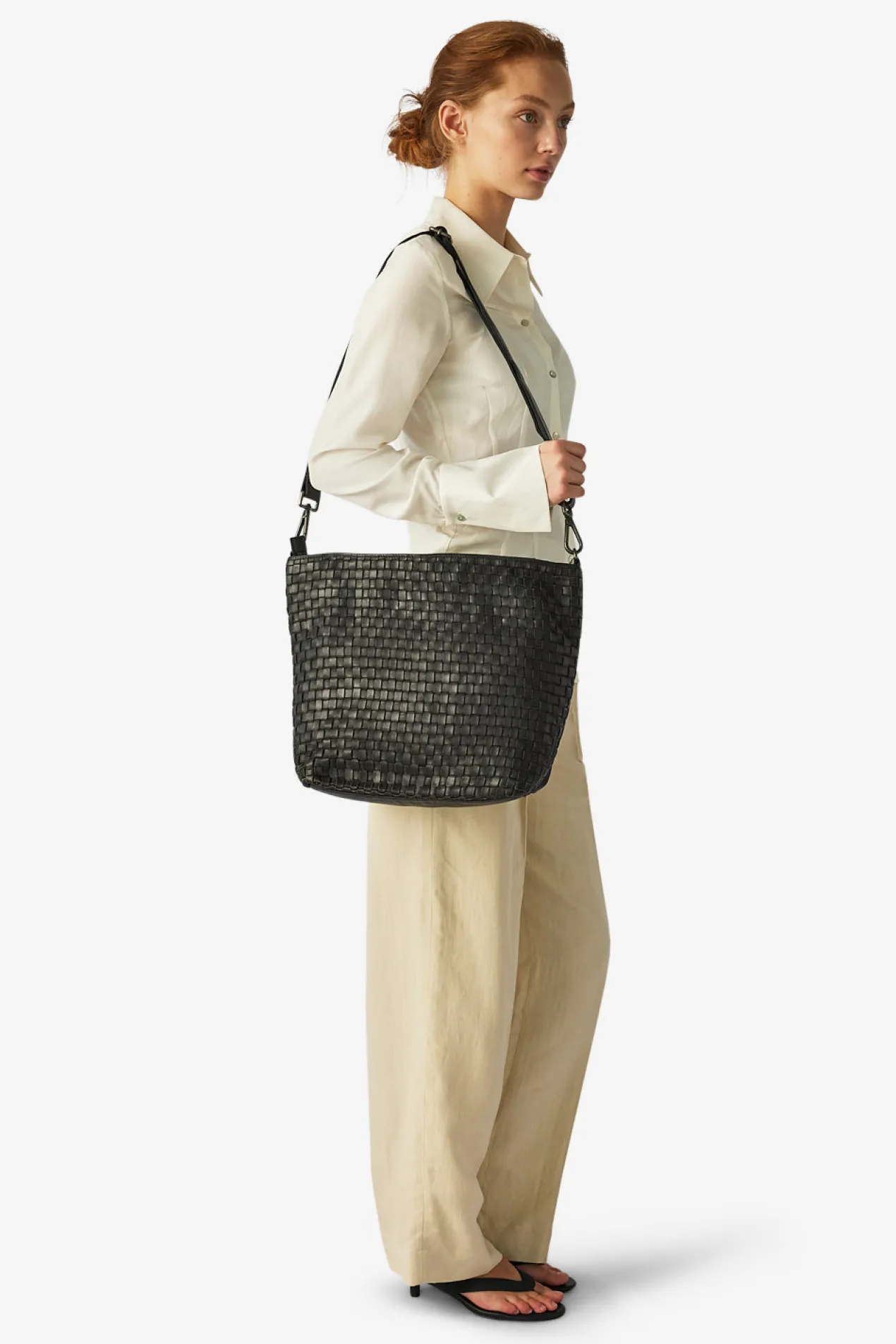 Corsico shopper Claire Black