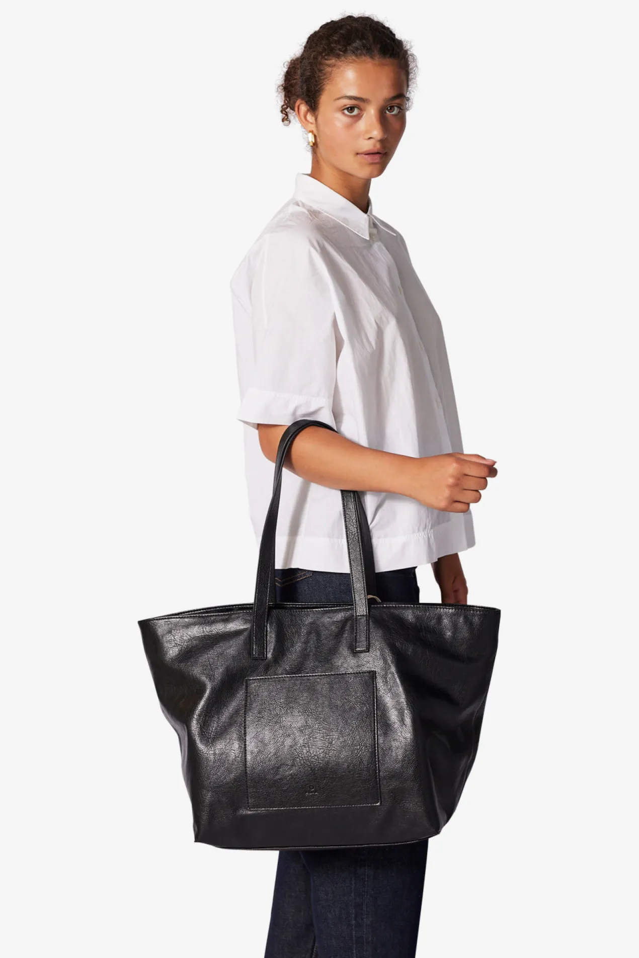 Hello I'mVegan Lena Black