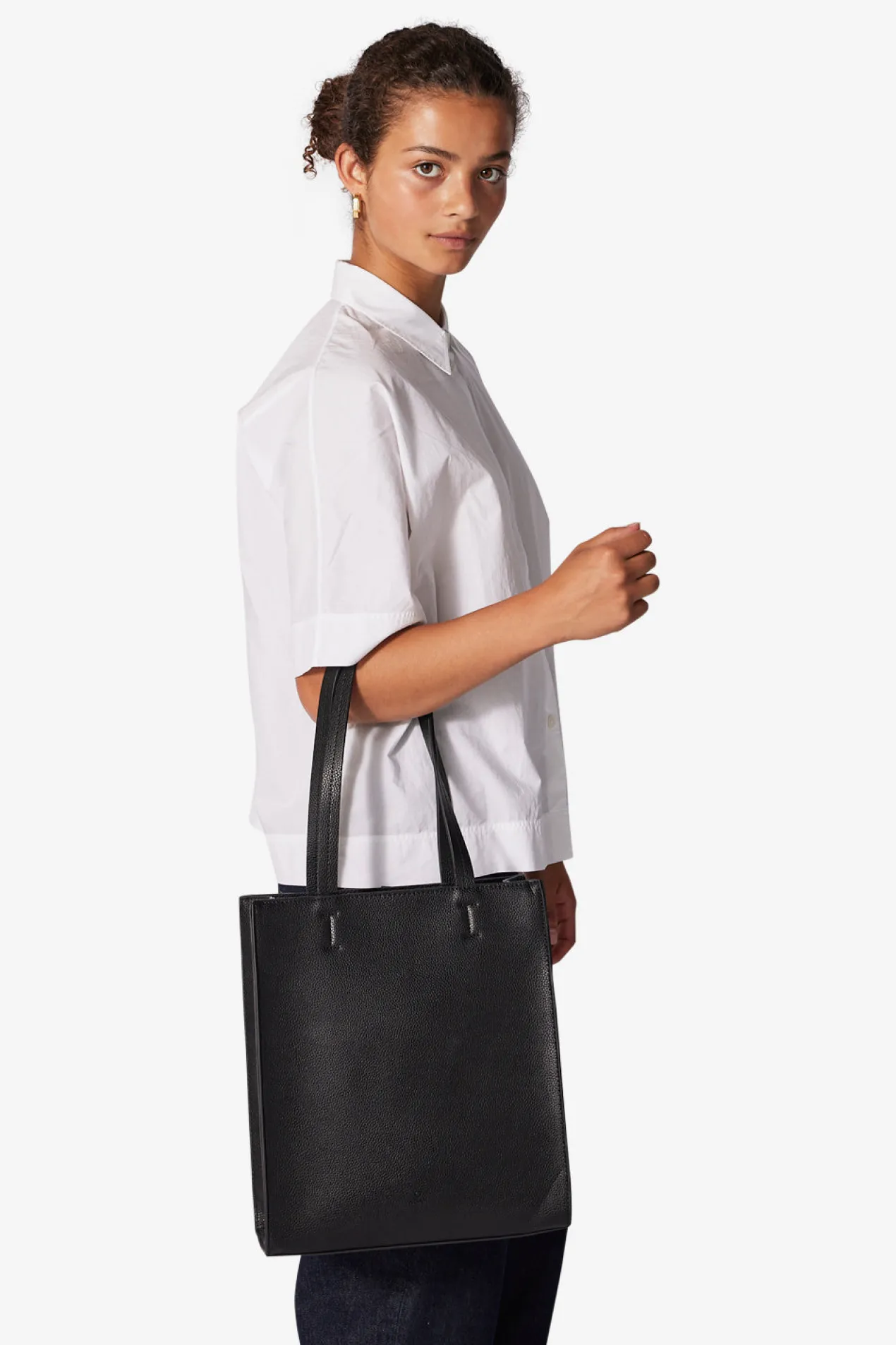 Hello I'mVegan Petra Black