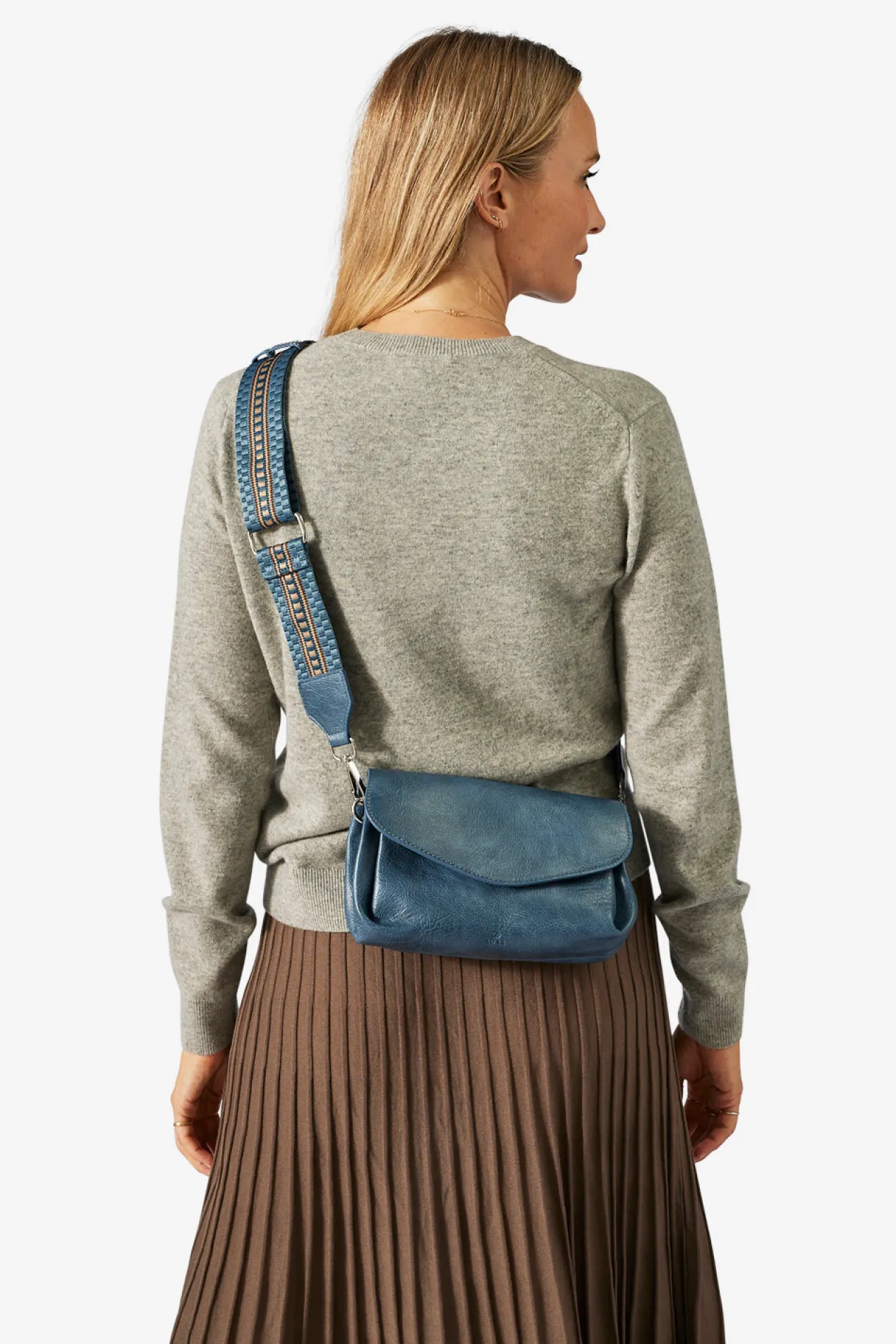 Hello I'mVegan Sidsel Petrol