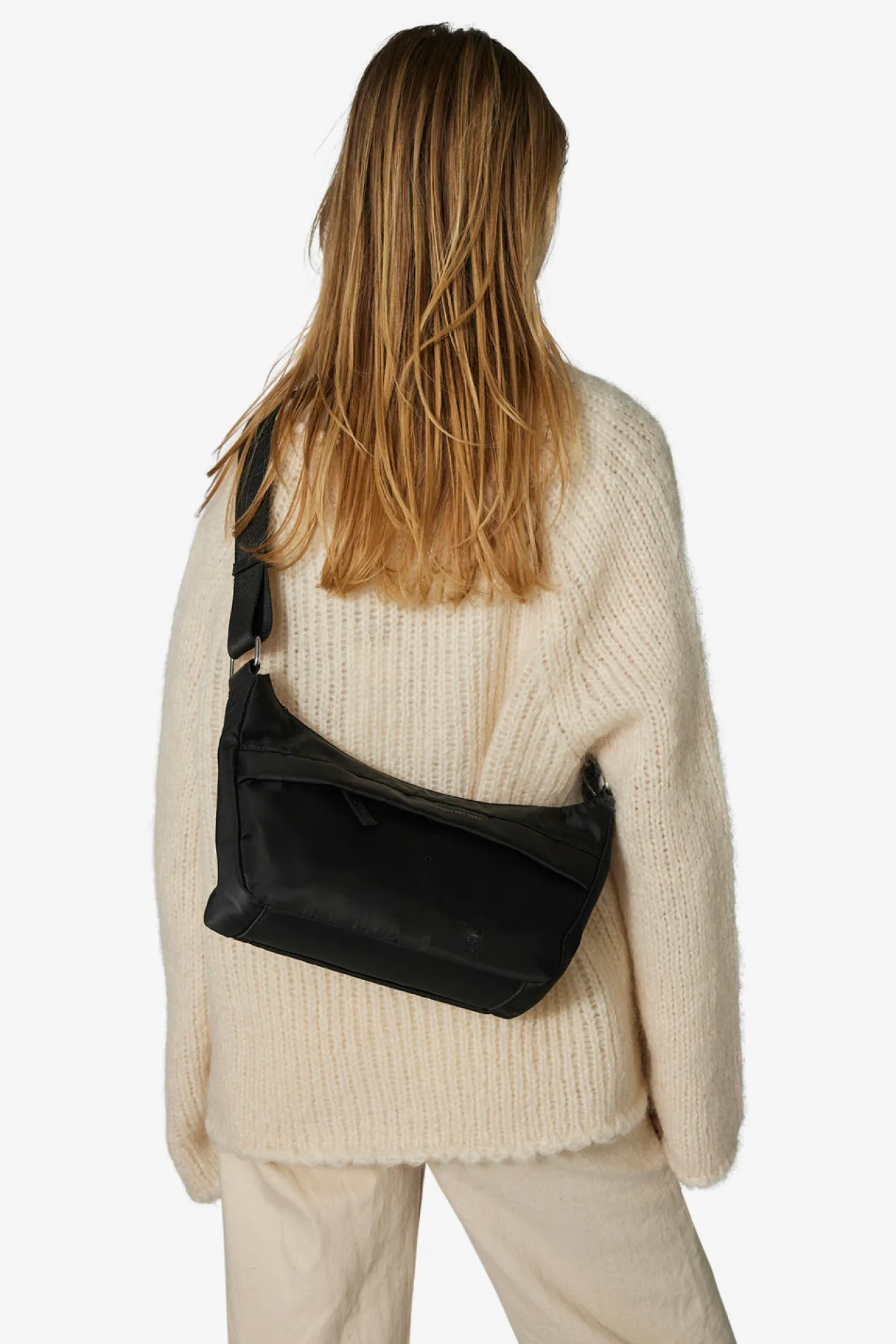 Novara shoulderbag Ulrikke Black