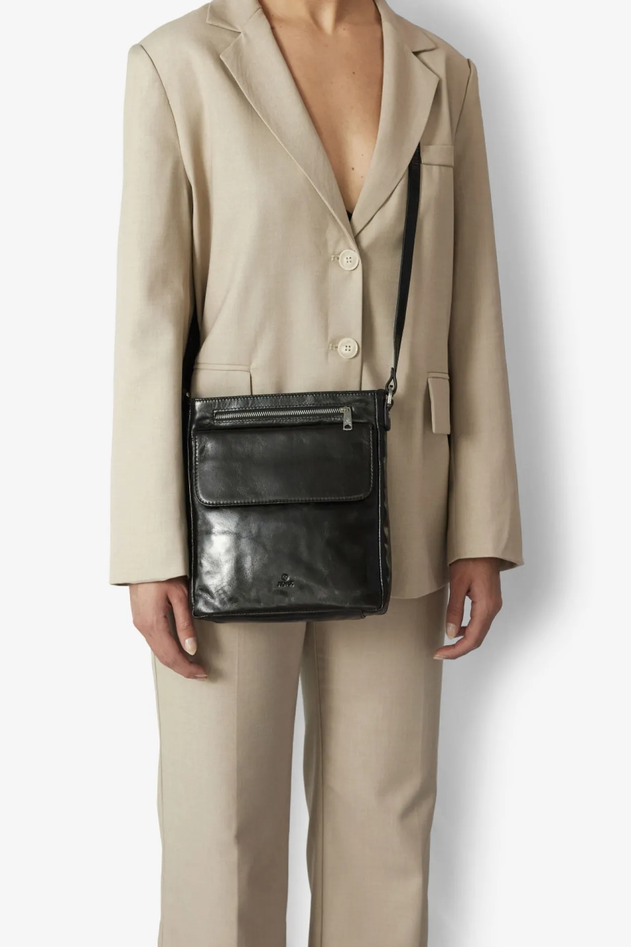 Salerno crossbody Grete Black